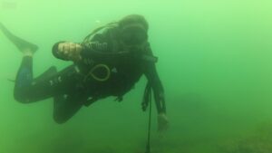 Leo1Romania De ce Scuba Diving? De la microfon, în inima tăcerii