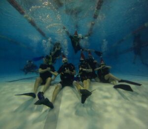 Leo1Romania De ce Scuba Diving? De la microfon, în inima tăcerii