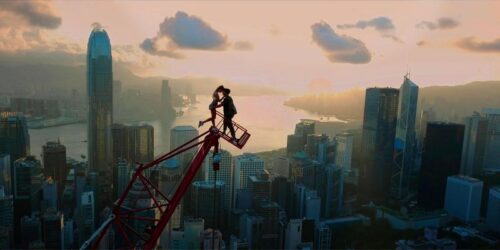Leo1Romania Skywalkers - A Love Story: Iubirea dusă dincolo de Nori și de Teama de Moarte