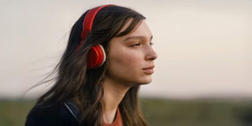Leo1Romania Feel My Voice (2026): Când bășina are suflet Leo1Romania Feel My Voice (2026): Când bășina are suflet