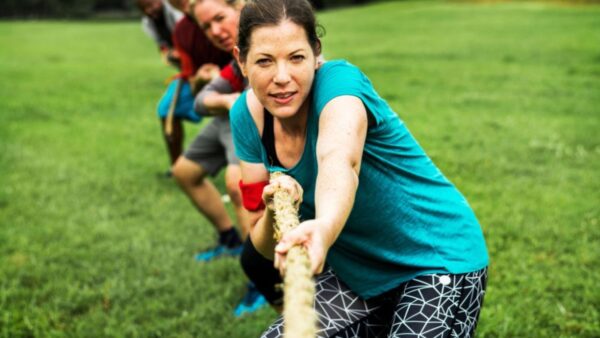 Leo1Romania Teambuilding – O mediocritate sinistră care nu smulge niciun zâmbet